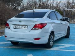 Сүрөт унаа Hyundai Accent