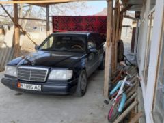 Сүрөт унаа Mercedes-Benz W124