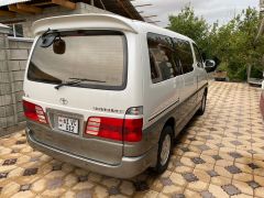 Фото авто Toyota HiAce