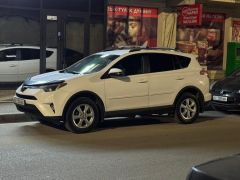 Сүрөт унаа Toyota RAV4