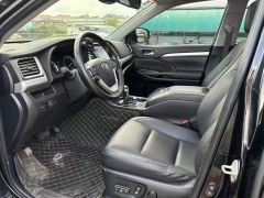 Сүрөт унаа Toyota Highlander