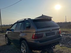 Photo of the vehicle BMW X5