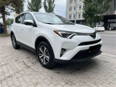 Сүрөт унаа Toyota RAV4