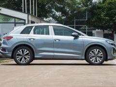 Сүрөт унаа Audi Q4 e-tron