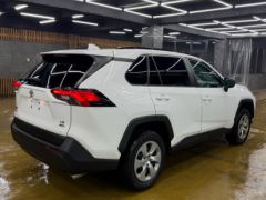 Photo of the vehicle Toyota RAV4