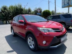 Сүрөт унаа Toyota RAV4