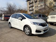 Photo of the vehicle Honda Fit