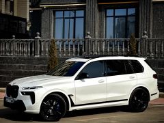 Фото авто BMW X7