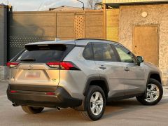 Сүрөт унаа Toyota RAV4