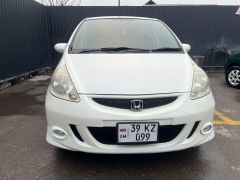 Photo of the vehicle Honda Fit