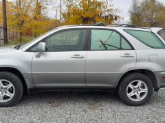 Photo of the vehicle Lexus RX