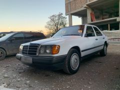 Фото авто Mercedes-Benz W124