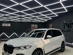 Фото авто BMW X7