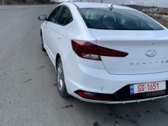 Сүрөт унаа Hyundai Elantra