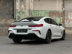 Сүрөт унаа BMW 8 серия