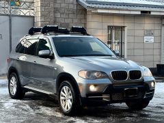 Photo of the vehicle BMW X5