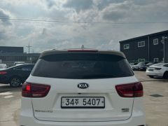 Photo of the vehicle Kia Sorento