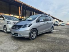 Сүрөт унаа Honda Freed