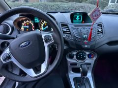 Сүрөт унаа Ford Fiesta ST