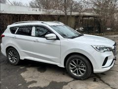 Фото авто Jetour X70