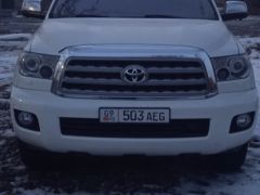 Фото авто Toyota Sequoia