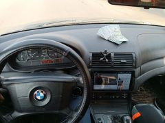 Сүрөт унаа BMW 3 серия