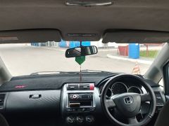 Фото авто Honda Fit