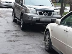 Сүрөт унаа Nissan X-Trail