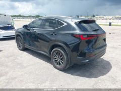 Photo of the vehicle Lexus NX