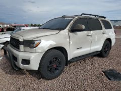 Photo of the vehicle Toyota Sequoia