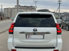 Photo of the vehicle Toyota Land Cruiser Prado