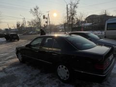 Photo of the vehicle Mercedes-Benz E-Класс