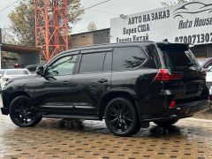 Photo of the vehicle Lexus LX