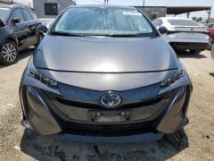 Фото авто Toyota Prius