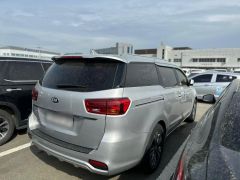 Сүрөт унаа Kia Carnival