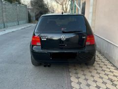 Photo of the vehicle Volkswagen Golf