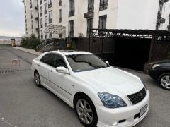 Фото авто Toyota Crown