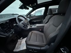 Photo of the vehicle Lexus RX