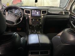 Сүрөт унаа Lexus LX