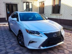 Photo of the vehicle Lexus ES