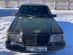 Фото авто Mercedes-Benz W124