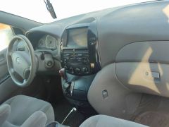 Сүрөт унаа Toyota Sienna