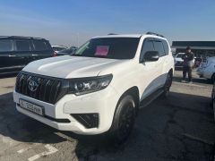 Сүрөт унаа Toyota Land Cruiser Prado