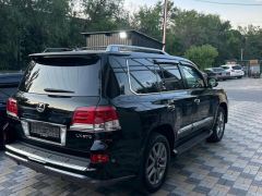 Photo of the vehicle Lexus LX