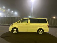 Сүрөт унаа Toyota Alphard