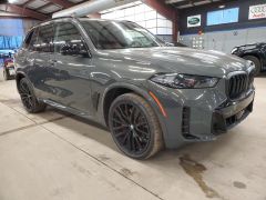 Photo of the vehicle BMW X5