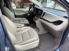 Сүрөт унаа Toyota Sienna