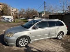 Фото авто Toyota Avensis