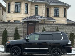 Photo of the vehicle Lexus LX