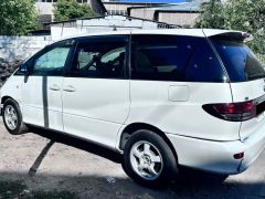 Фото авто Toyota Estima